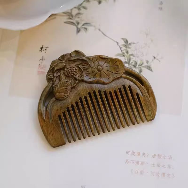 檀木古典荷叶梳子长发梳美发养发便携木梳子送亲友节日送礼专用|undefined