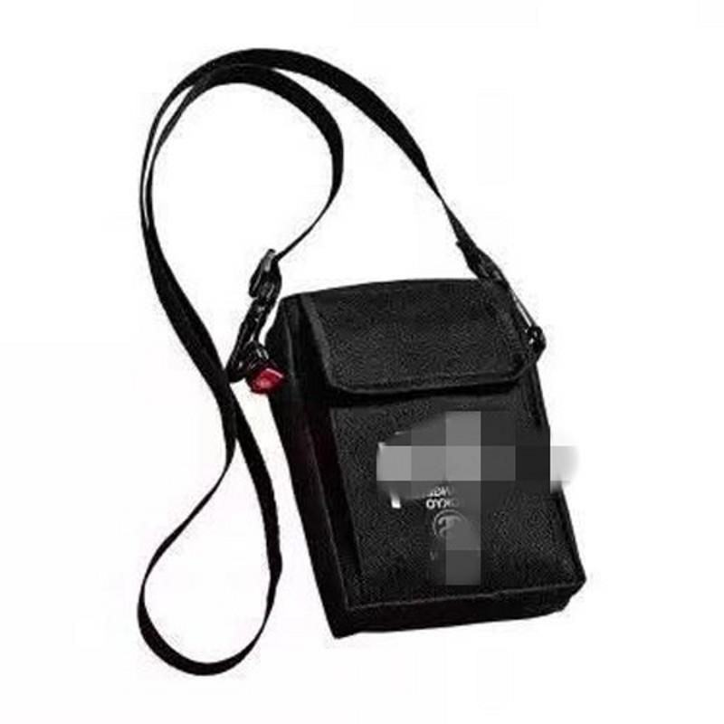 black shoulder bag hip-hop style