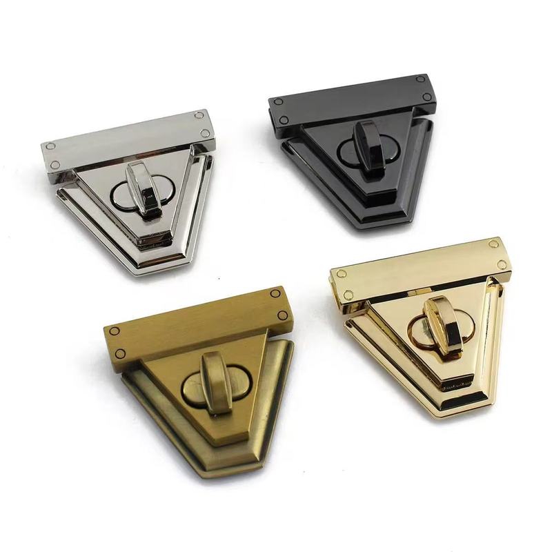 三角形ツイストロックバッグハードウェアアクセサリーレザーバッグ金属ロックバックルアクセサリー三角形ツイストロックバッグロックバックル卸売|undefined
