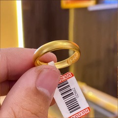 砂金古法素リング艶消し指輪男女のカップルの口のつや消し指輪のシミュレーション金は爆発金を調節することができます。