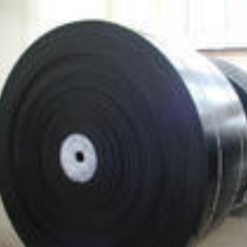 厂家专业生产各种型号尼龙防撕裂强力橡胶输送带EP耐磨橡胶输送带