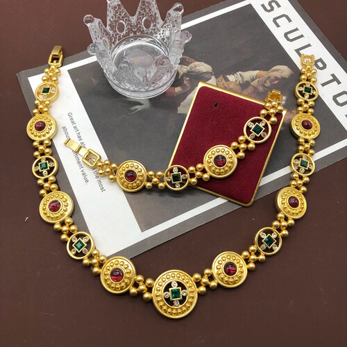 Western Medieval Heavy Industry Necklace Bracelet Retro Engraved Pattern Diamond Glaze Niche Design Necklace Bracelet Set