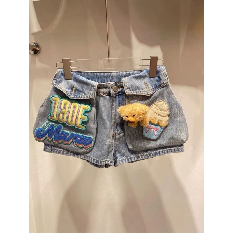 Design-Inspired 3D Bear Patch Denim Shorts for Women, New Summer Style, Loose Fit, Slimming Hot Pants, Trendy Design-Inspired 3D Bear Patch Denim Shorts for Women, New Summer Style, Loose Fit, Slimming Hot Pants, Trendy