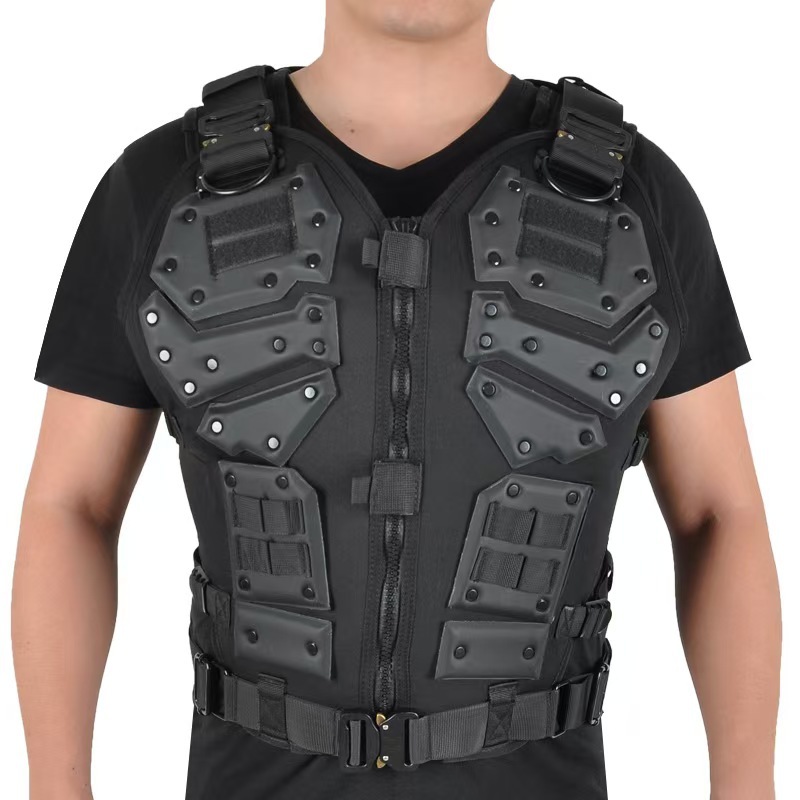 Outdoor Tactical Vest Waterproof and Wear-Resistant, This Technical Gear Is a Multifunctional Protective Vest