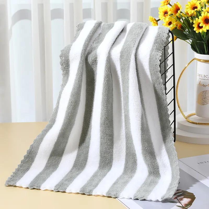 Striped Coral Velvet Bath Towel Wholesale Adult Bath Wrap Household Thickened Large Towel Soft Absorbent Beach Towel