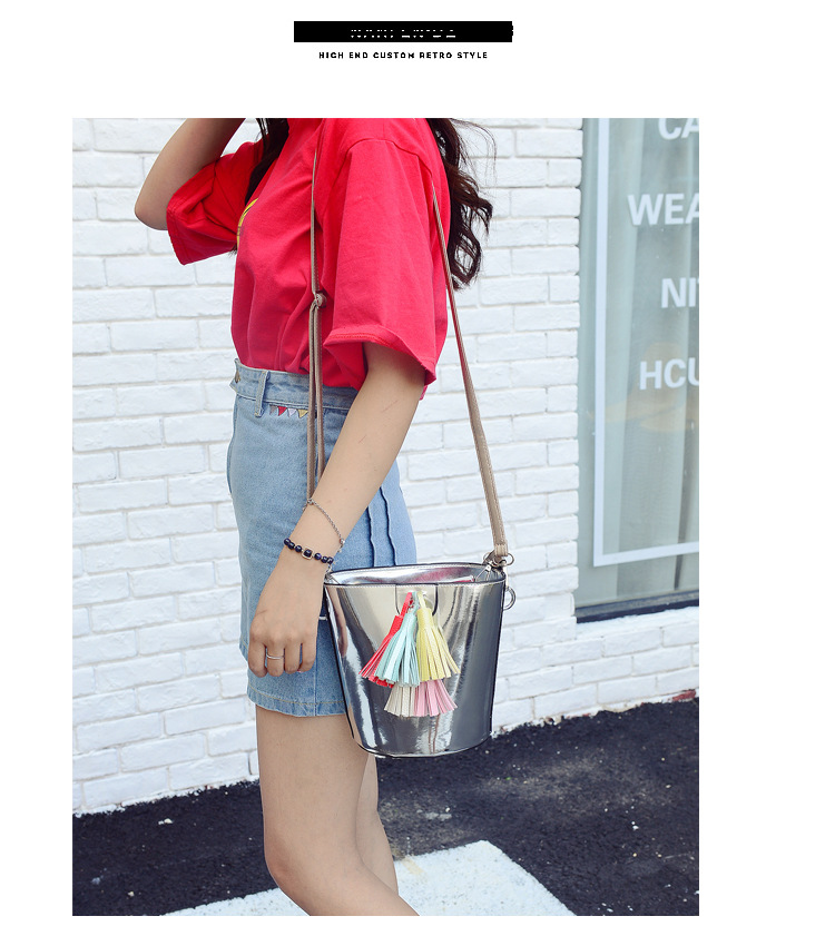 Fashion Tassel Shoulder Messenger Portable Bag display picture 17