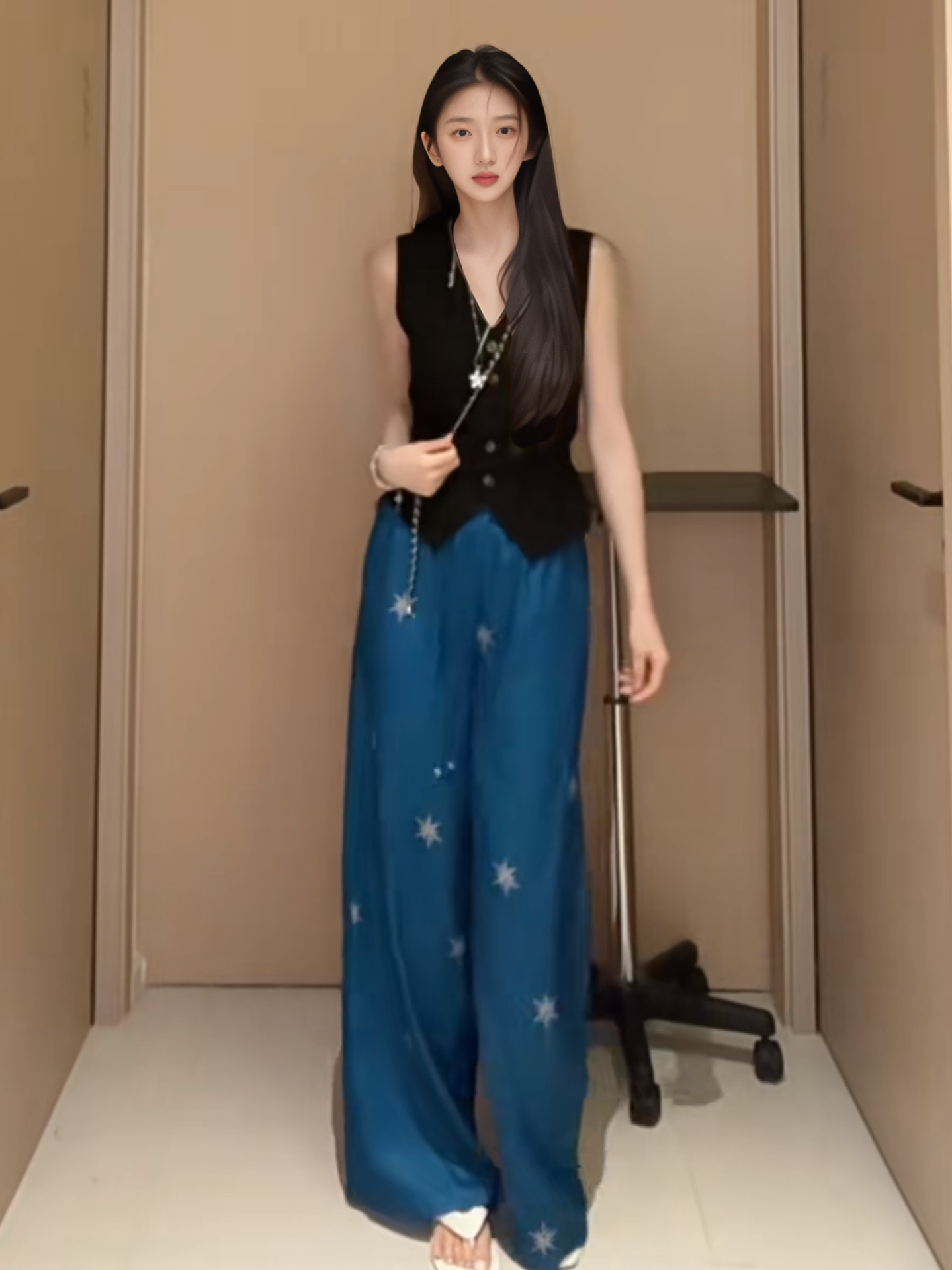 Bộ vest áo khoác cổ chữ V và quần vải lanh phong cách Trung Quốc lụa tằm — Quần màu chàm, áo vest đen