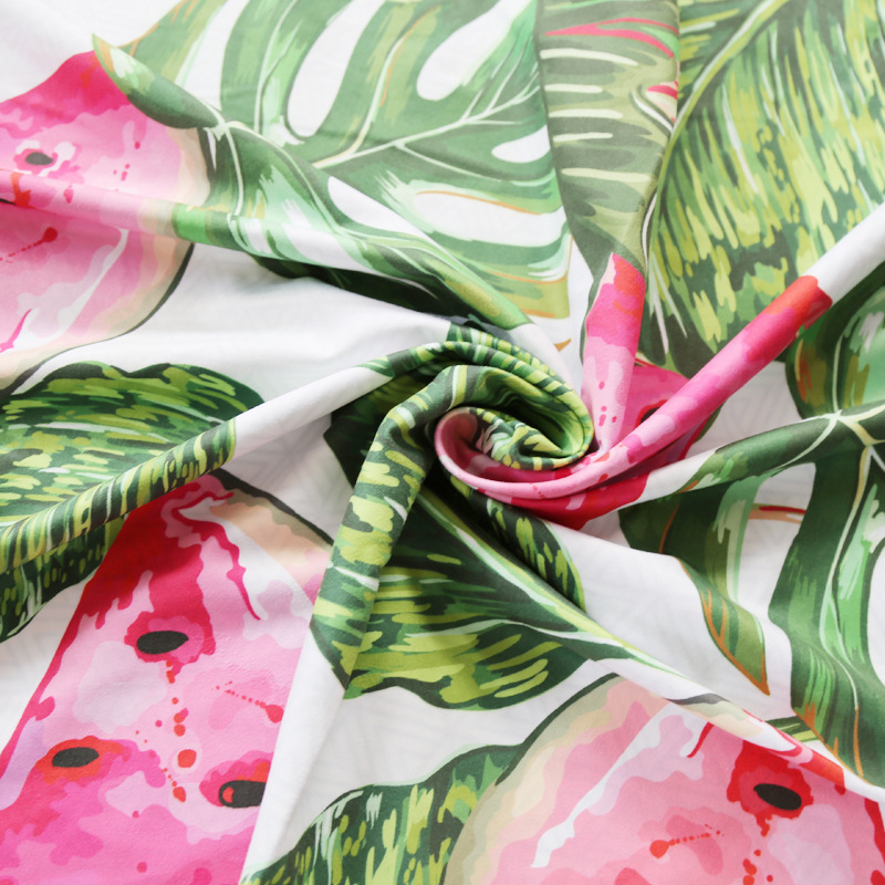 Amazon transfronterizo de suministro exclusivo de fábrica al por mayor Internet celebridad serie rectangular de doble cara de terciopelo Toalla de playa Toalla de baño capa