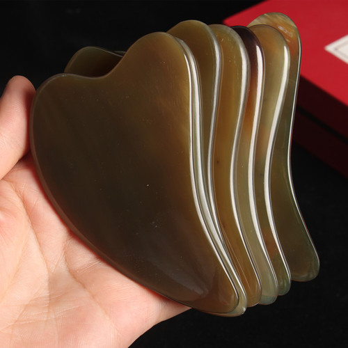 Natural horn scraping board, thickened dolphin piece, facial beauty device, massage acupoint dilator stick, manufacturer wholesale