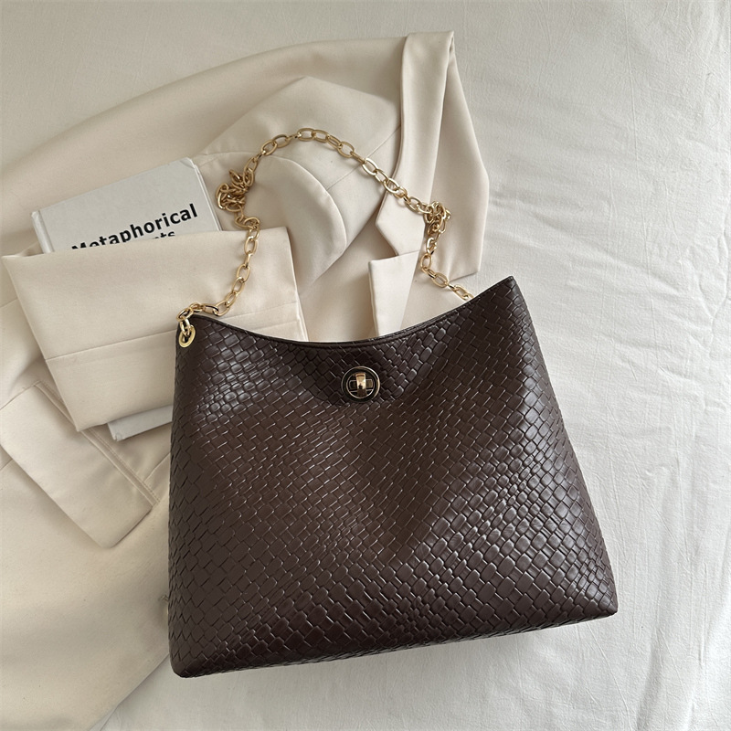 Bolsa de hombro retro de cerradura de invierno 2024 nueva combinación de cadenas de alta calidad bolso de brazo bolso