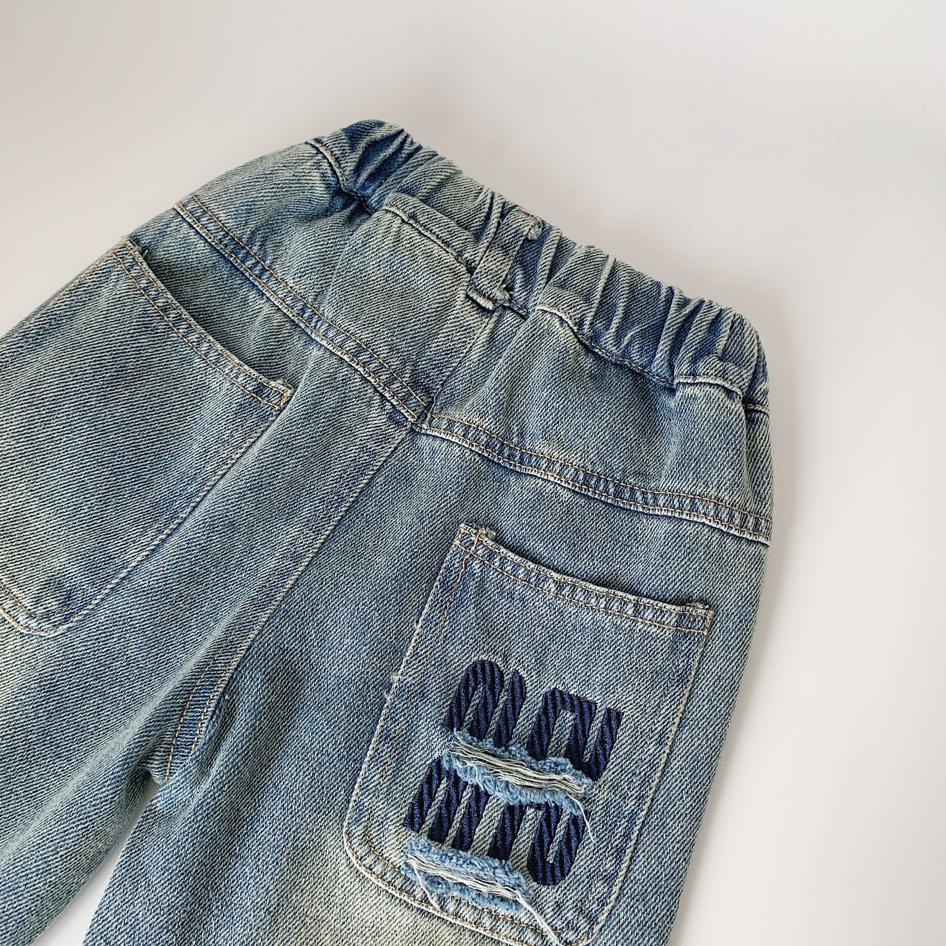 Maibao jeans para niños 2025 primavera y otoño nuevos pantalones coreanos pantalones casuales simples de pierna recta para niños pequeños y medianos image 3