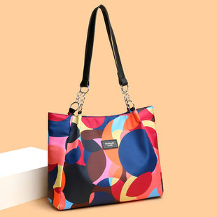 (Cross-border trading), capacious nylon one-shoulder bag for leisure to go out, Korean style