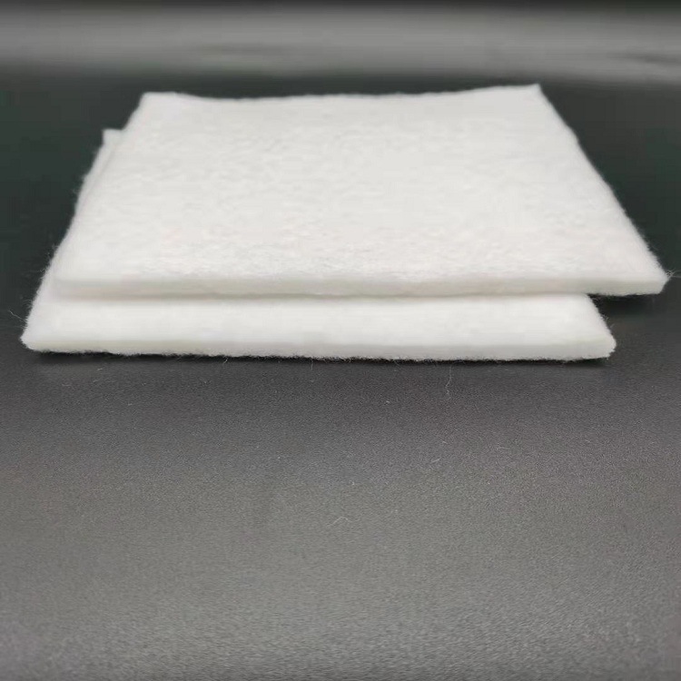 厂家供应隔热手套针扎棉 滑雪手套保温针棉 电热服绗缝背胶针棉