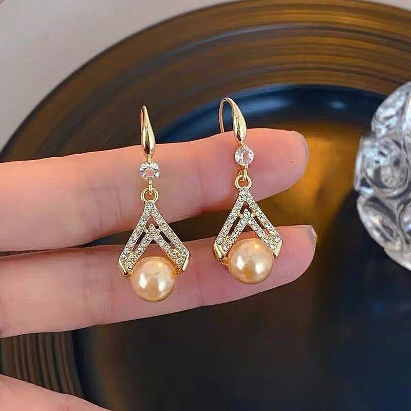 retro elegant geometric fashionable universal sophisticated earrings…