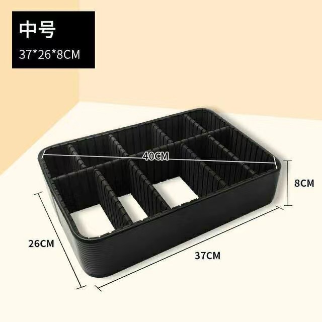 Removable cosmetic bag