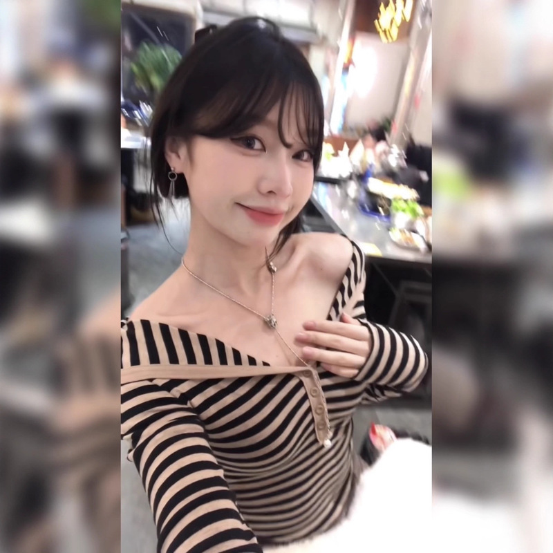 美式撞色条纹披肩半开领长袖t恤女秋季小众别致修身条纹打底上衣|undefined