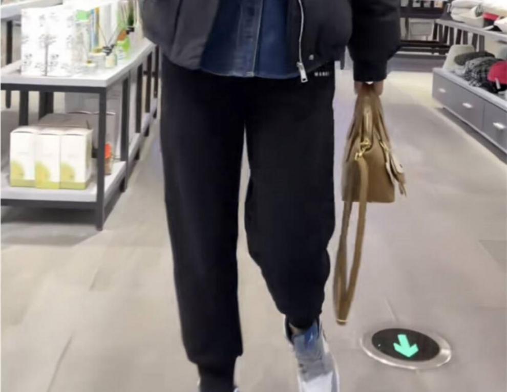 2fe3804b-51d6-4c71-a1ca-f868d24c79db.jpe