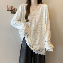 法式提花V领蕾丝衫女2025新款秋冬加绒加厚大码胖mm遮肚子打底衫
