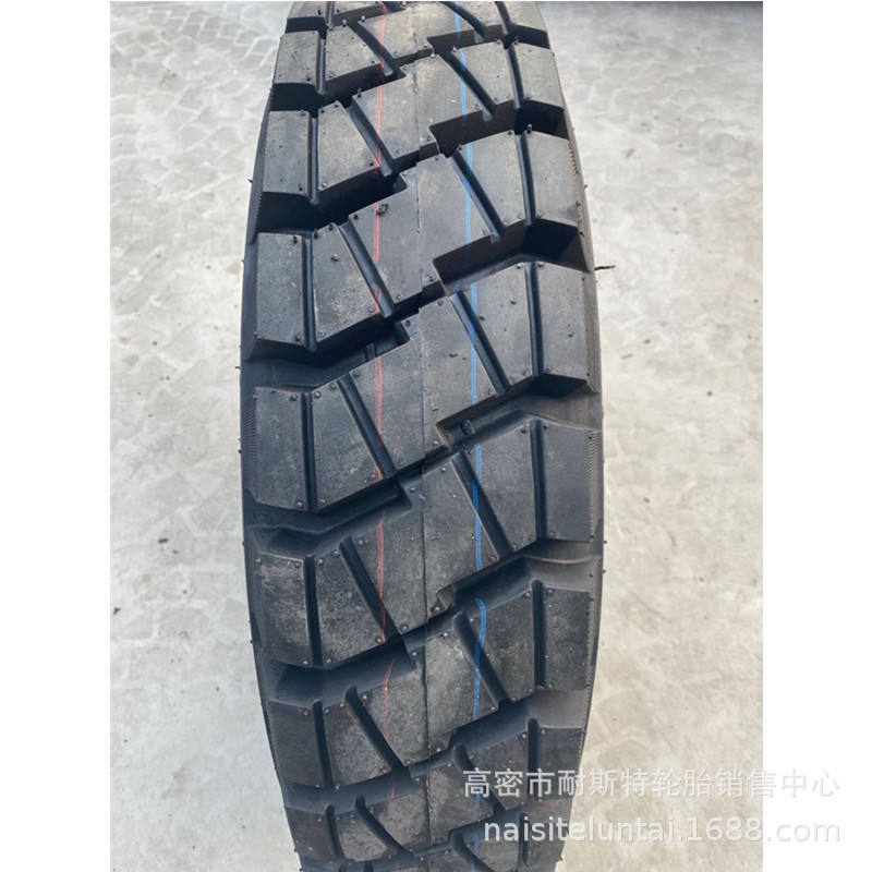 新花纹 工程机械轮胎860/240-16炸药车轮胎 860/240-16轮胎