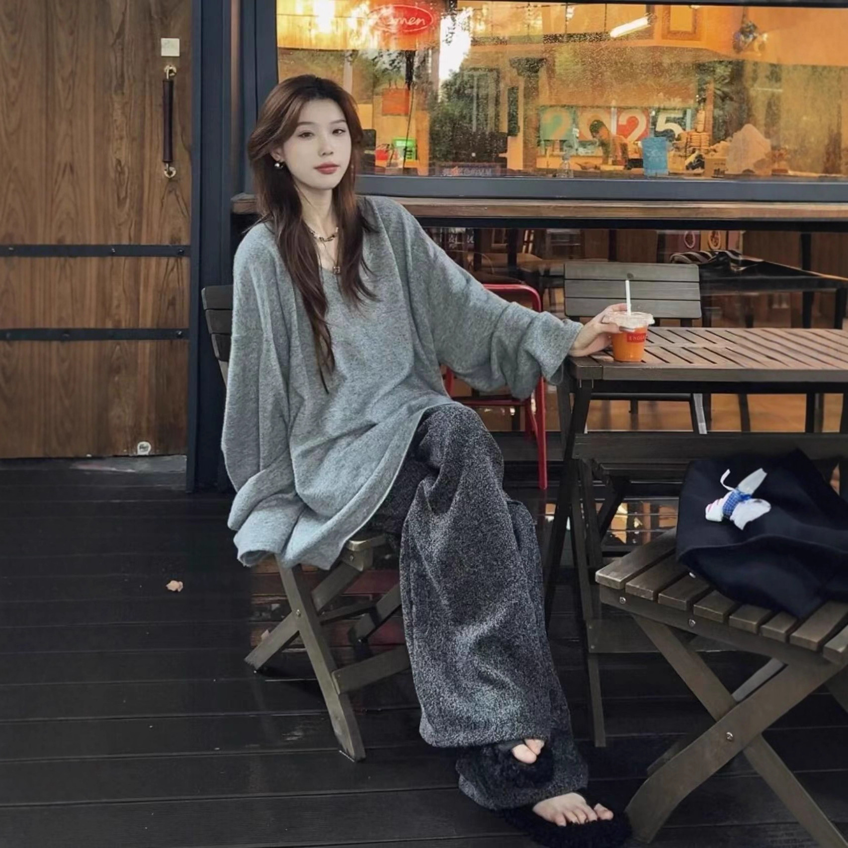 2025 Super Popular Relaxed Outfit Set for Autumn Women Korean Style Unique Super Pretty Chanel-Style Wide-Leg Pants Set
