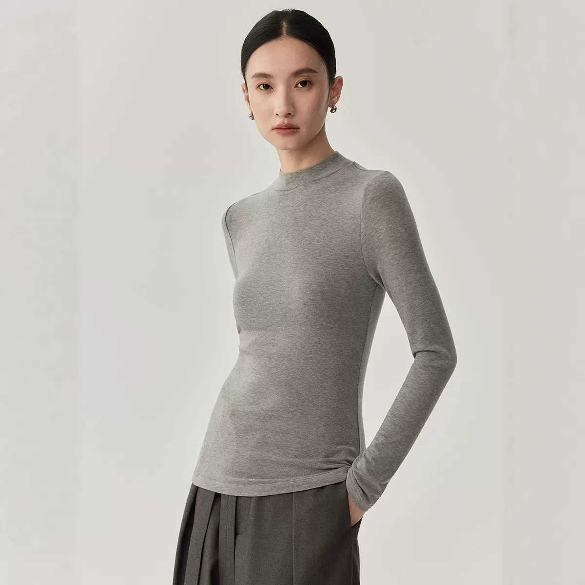 莱赛尔纯色套头羊毛衫纯色保暖简约高级打底衫内搭修身半高领上衣