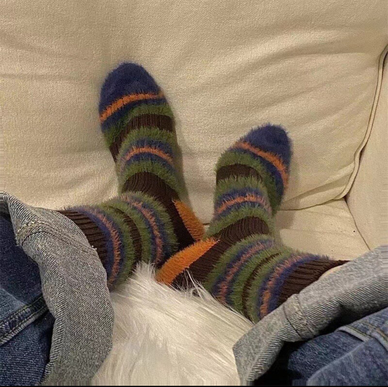 Faux mink velvet mid-calf length socks women's plush socks winter striped fleece-lined thick knitted socks with snow boots stockings couple