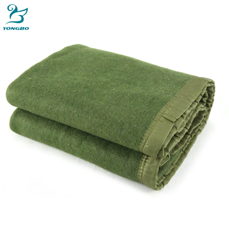 Большое количество, льготное лечение, экспортное военное зеленое одеяло, движущееся одеяло, упаковочное одеяло, тянущее одеяло, одеяло из акрила, полиэстера и хлопка.