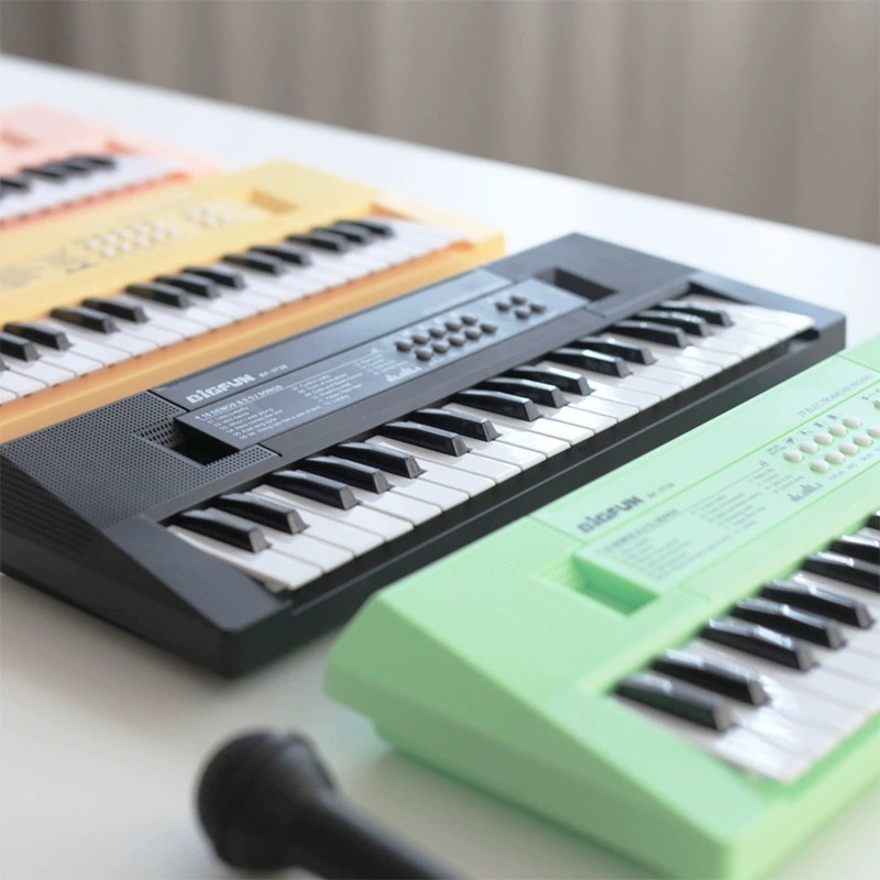 Drop shipping available for 37-key multi-functional children's electronic keyboard, rechargeable musical instrument for beginners, toy piano for boys and girls.