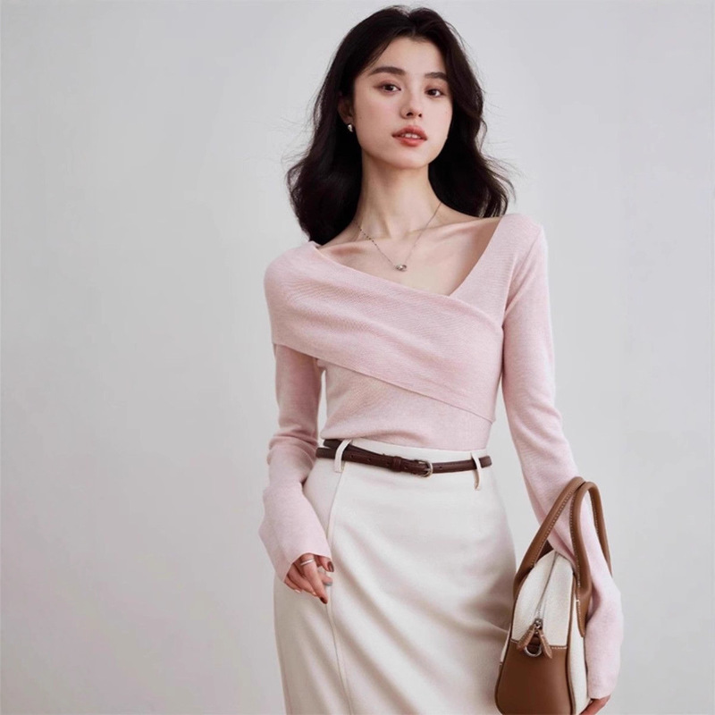 Cross Design Slanted Collar Pink Knitwear for Women Early Autum Pure French Slim Long-Sleeved Inner Bottoming Top