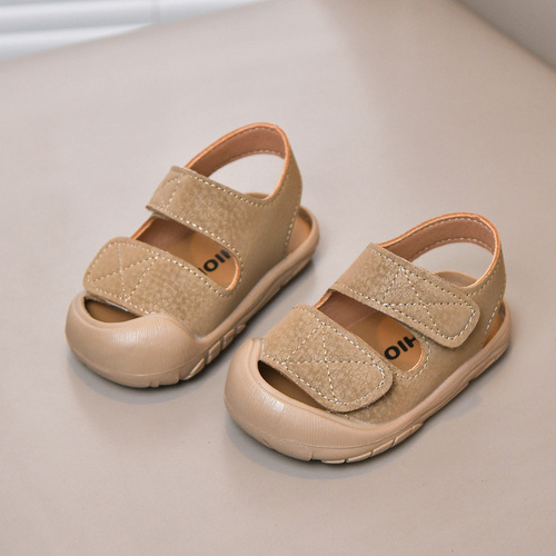 Baby shoes with anti-collision design, simple and elegant, suitable for girls, with a covered front and cool sandals, learning to walk shoes for infants, soft soles, summer versatile, wholesale.