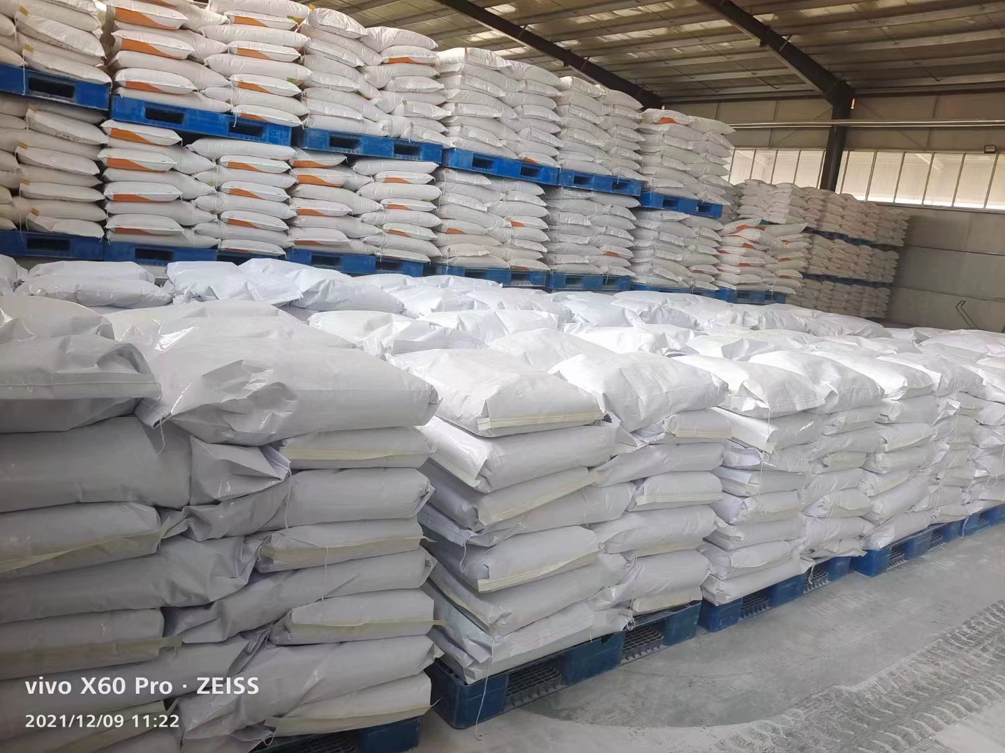 Цветной отбеливающий порошок, средство для удаления накипи, аэратор для рыбного пруда, гранулированный кислород, дезинфицирующий порошок из оксида зеленого цвета