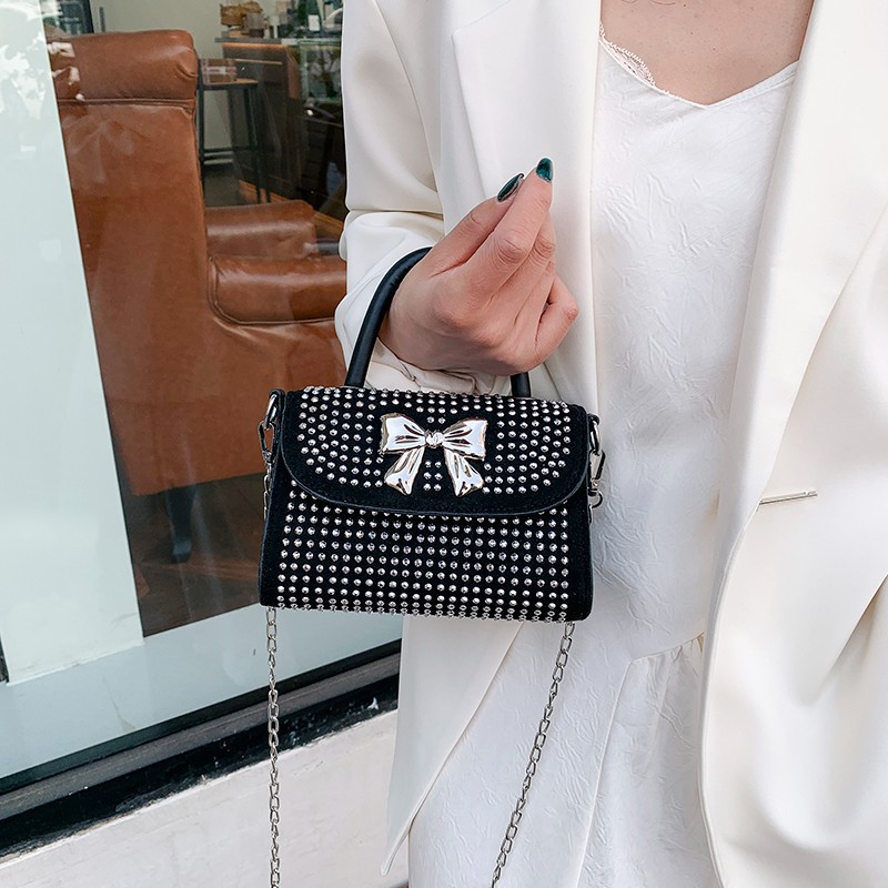 (2개) 풀 다이아몬드 언더암 작은 가방 2024 새로운 가을 여성 다이아몬드 체인 백 세련된 어깨 크로스 바디 백