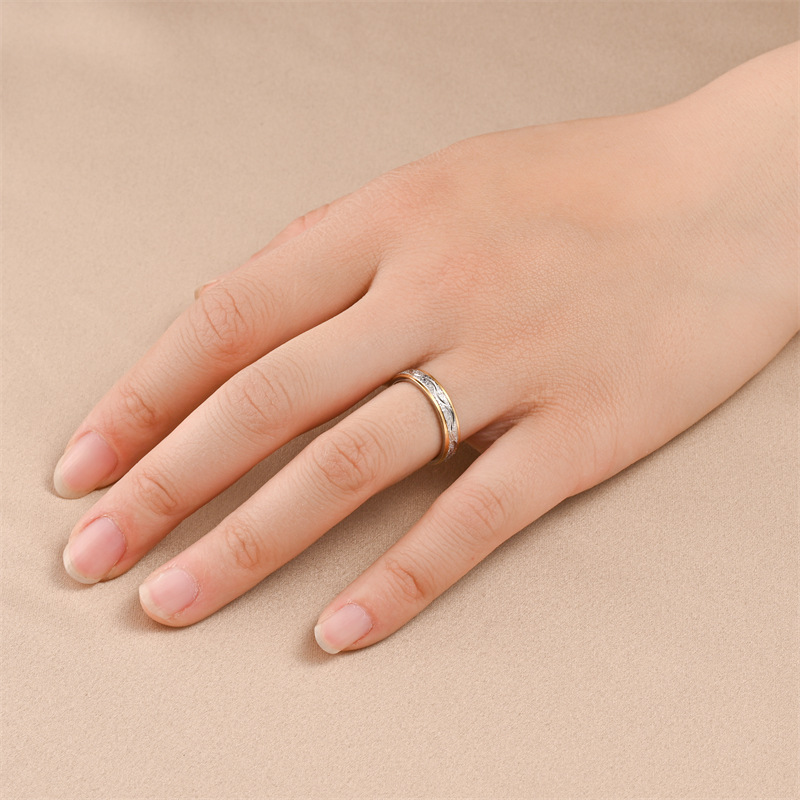 Anillo Doble para Parejas de Acero de Titanio, Resistente a la Decoloración