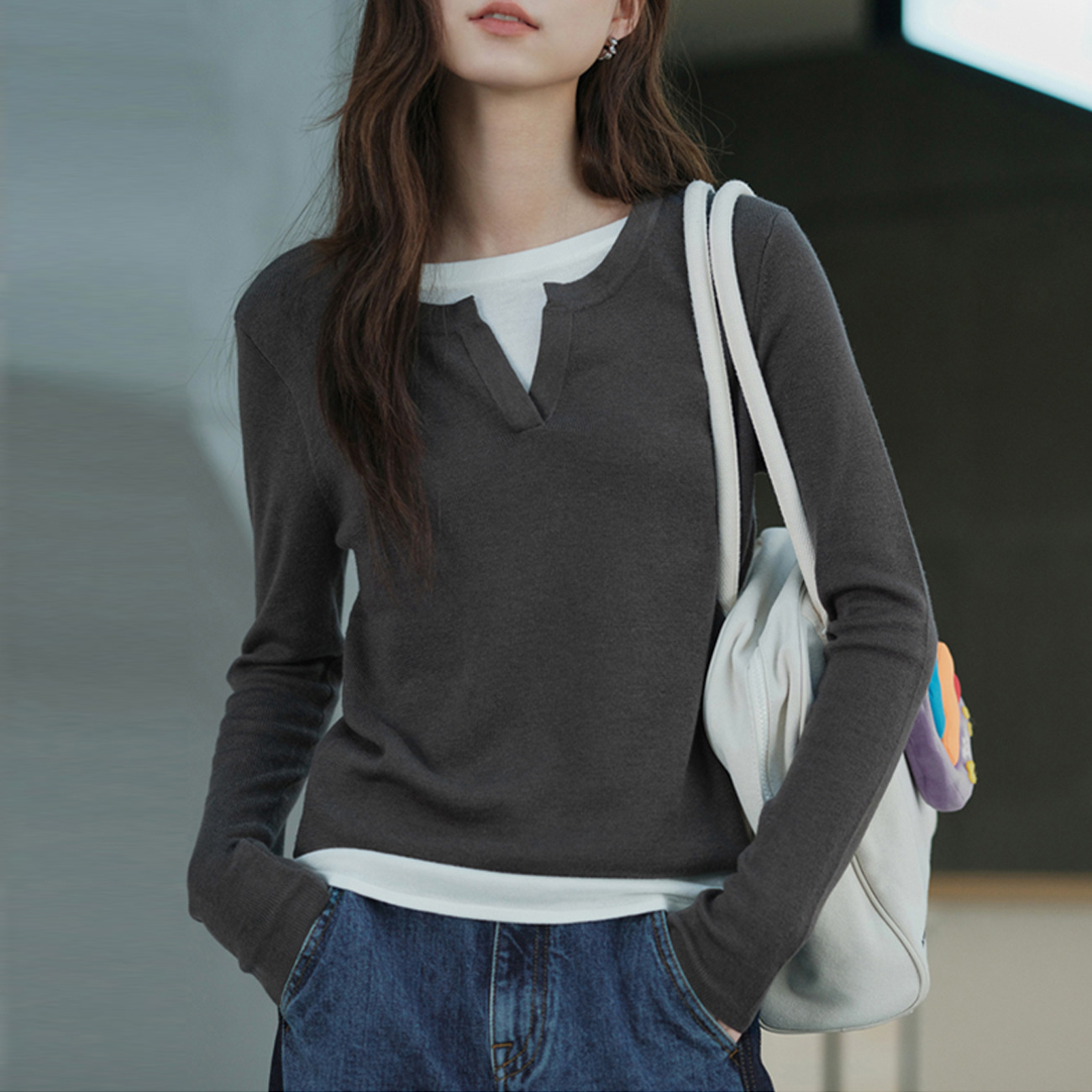 # 혼방 경량 모달 코튼은 피부 친화적이고 부드럽습니다. #   컬러블록 페이크 투피스 티셔츠 여성용 2026 가을 겨울 긴팔 이너웨어