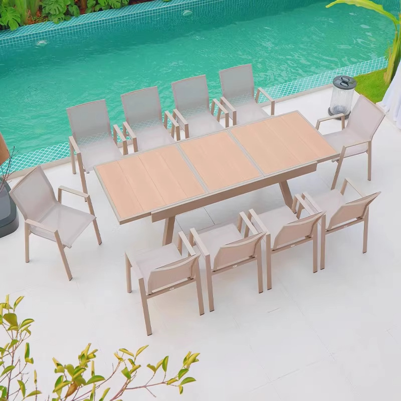 10 (silla) + 1 (mesa telescópica actualizada 180 / 240x90)