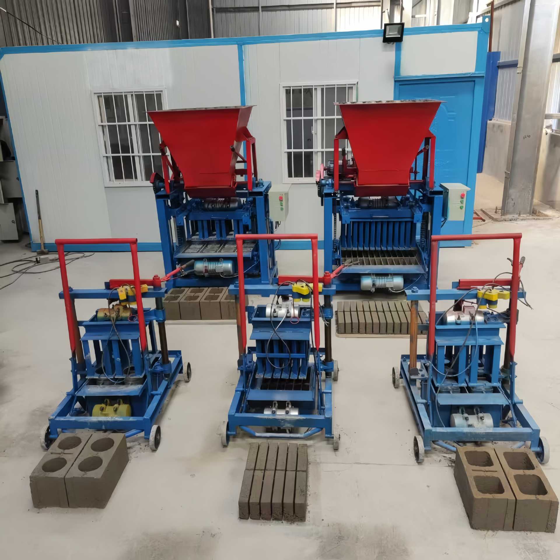 水泥制砖机 空心砌块成型机 小型移动液压混凝土压砖机