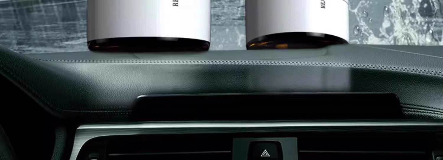 Car water drive bomb rain S1 rearview mirror glass anti-fog agent small ears rainproof dripping water does not stick to the line of sight clear spray