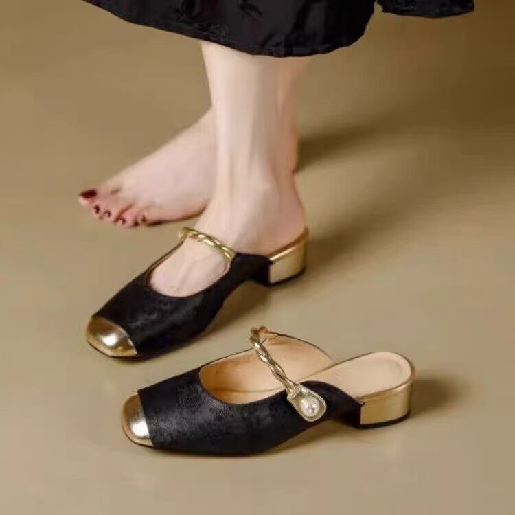 New Chinese-Style National Style Sandals for Women, 2026 Summer New Model, Closed-Toe Half Slippers for Women, Outdoor Mules, Single Shoes for Women