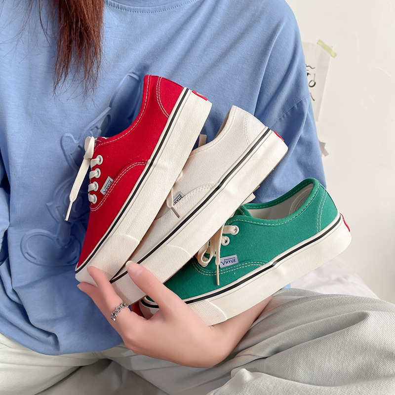 2025 Spring New Low-Top Canvas Shoes for Female Students Ins K-Style Flats Bottom Versatile Low-Top Trbottomy Casual Skateboard Shoes