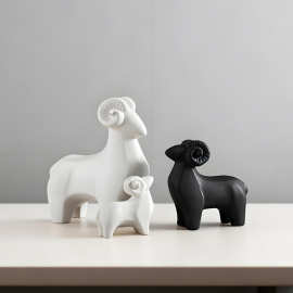 三羊开泰创意黑白陶瓷羊摆件现代简约家居客厅玄关桌面软装工艺品