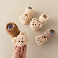 Носки для новорожденных, зимние утолщенные махровые бархатные теплые хлопковые носки до середины икры, нескользящие носки-тапочки с героями мультфильмов для малышей
