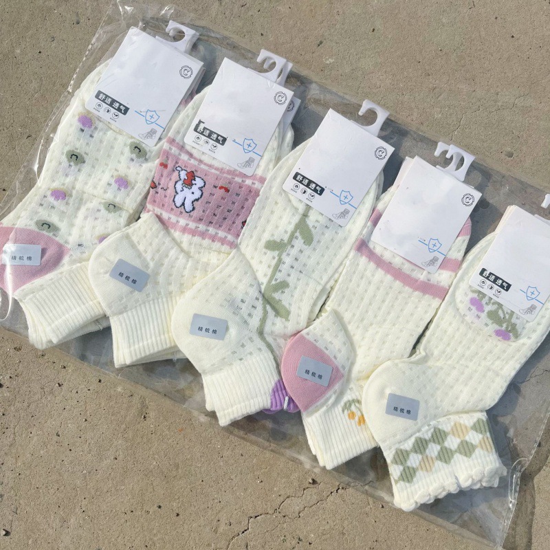 春夏新款女士棉空调船袜学生潮款袜运动日韩系袜学院风洞洞短袜_