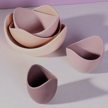 現代輕奢陶瓷蓮花水果盤擺件客廳茶幾創意零食干果盤軟裝家居飾品