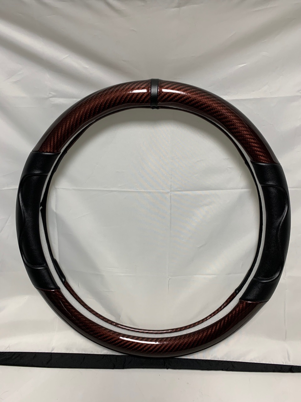 Purely Handmade Three-Dimensional Adhesive Steering Wheel Cover, Non-Slip, Sweat-Absorbent, Four-Season Universal Car Steering Wheel Cover, Car Supplies