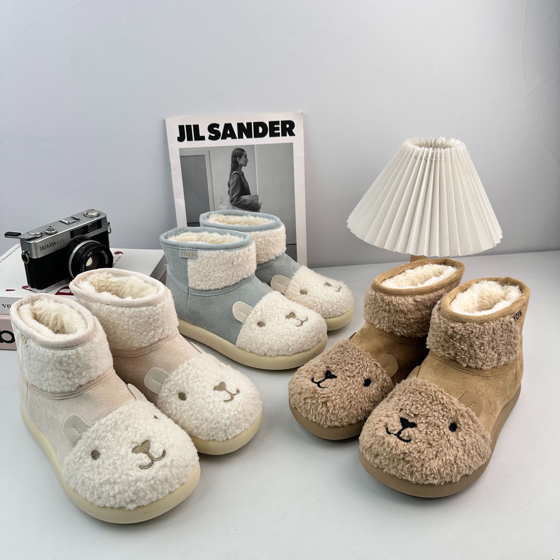 YANBO 2025 invierno nuevas botas de invierno más vello grueso calentamiento botas de nieve de dibujos animados conejo zapatos de mujer