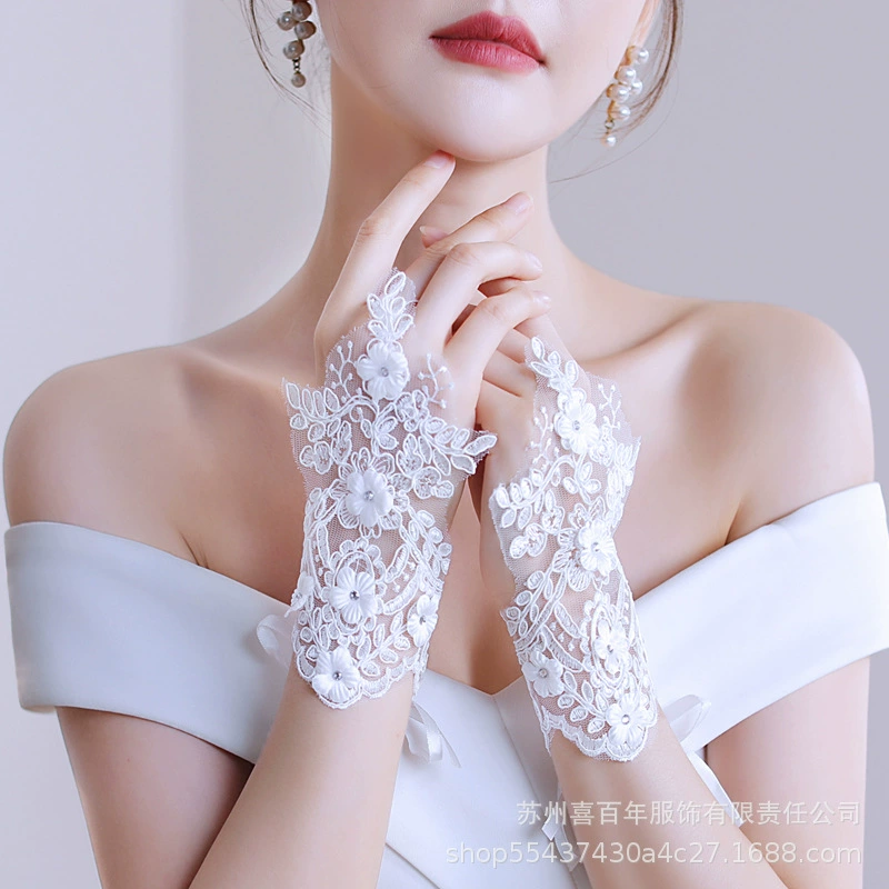 Свадебные перчатки с открытыми пальцами кружевные цветы со стразами сексуальные короткие перчатки белые черные ремешки с блестками и полыми свадебными подарками