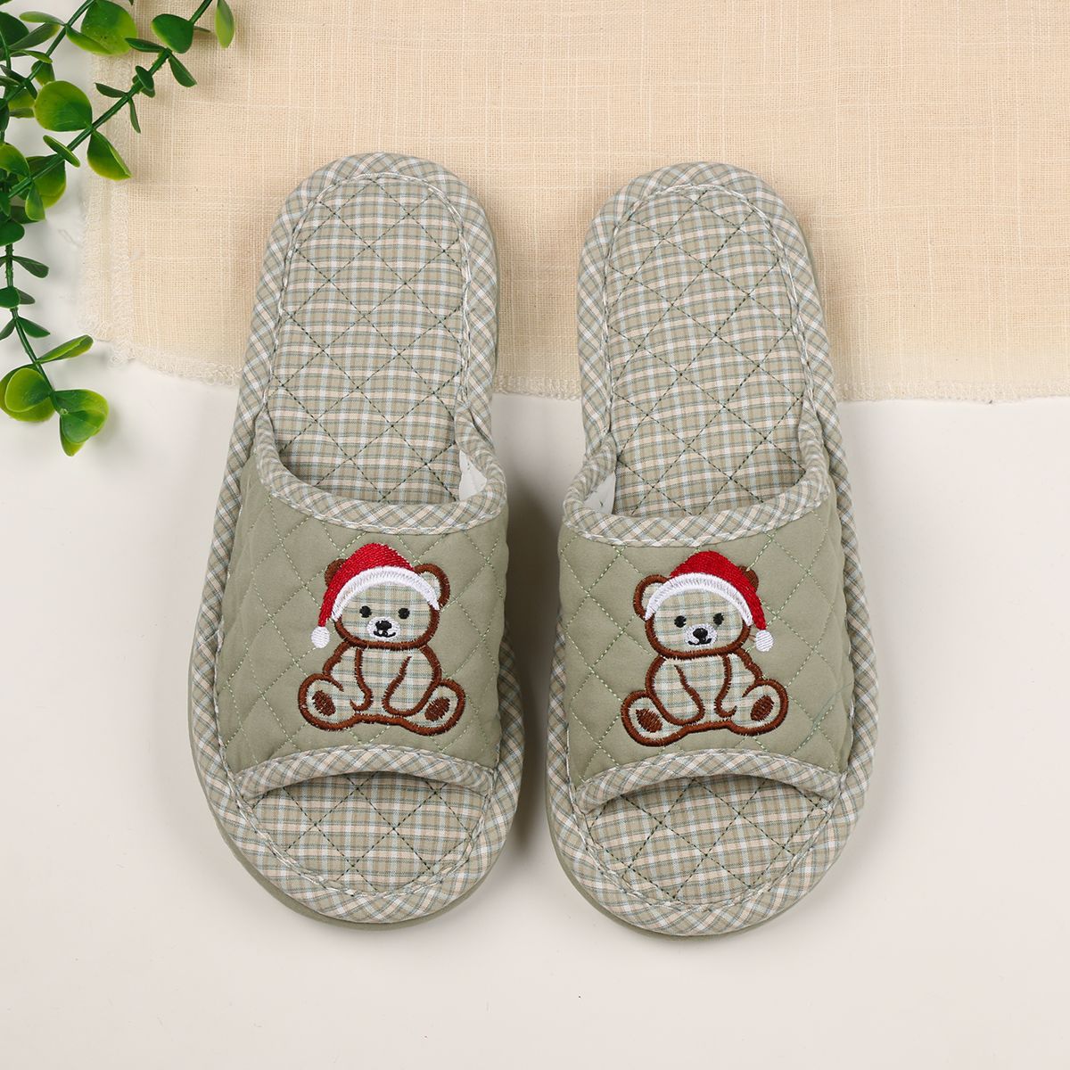 빨간 모자 여자 녹색