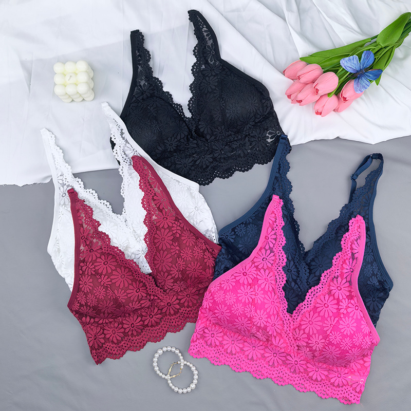 Bra transfronterizo sin anillo de acero conjunto de pecho pequeño atractivo de pecho colateral ajustable ropa interior sujetador de niña