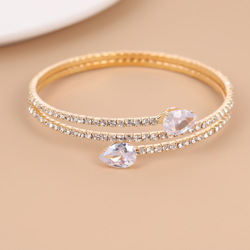 Europe and the United States hot-selling fashion jewelry personality simple flash diamond multi-row rhinestone love open bracelet bracelet women wholesale