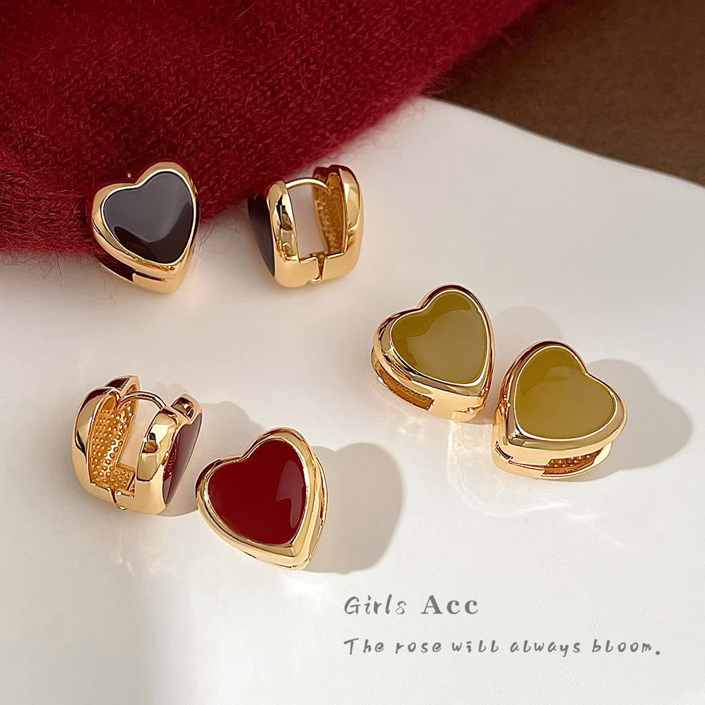 1_0004_耳语场景新水印 拷贝 2.jpg